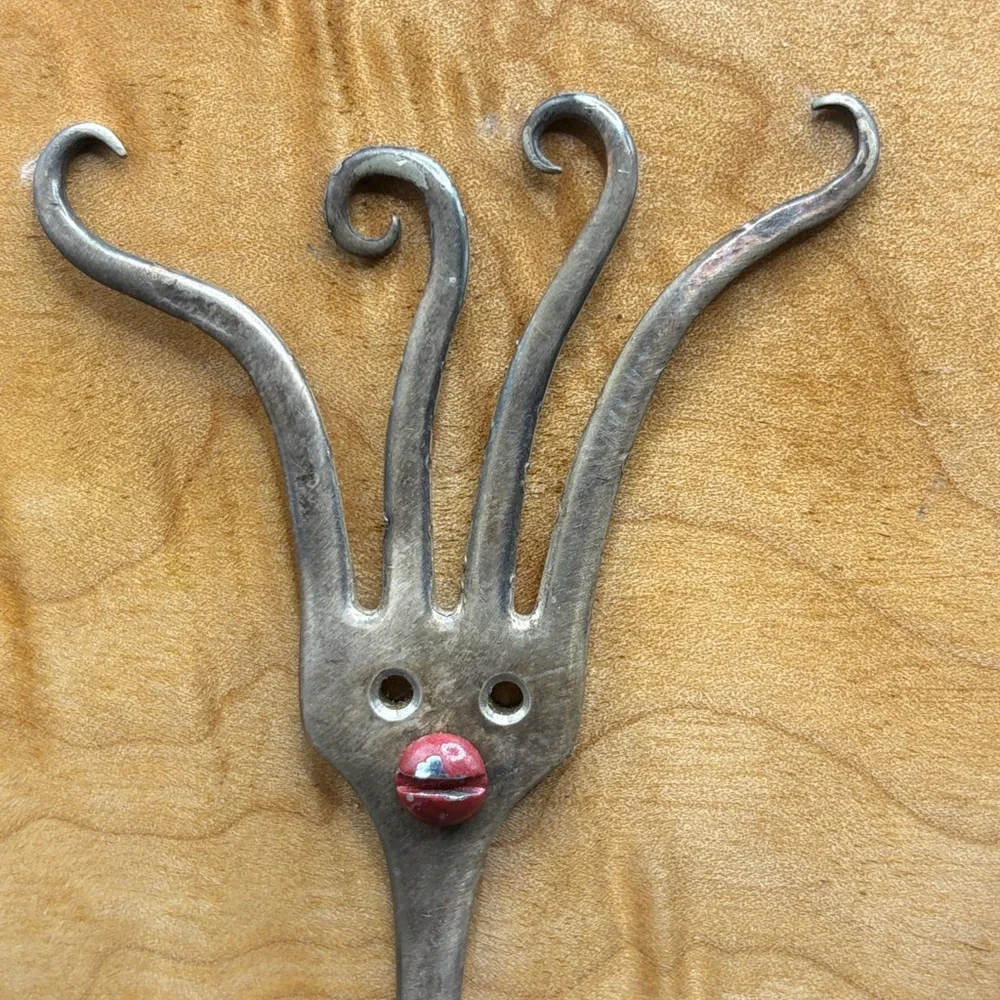 2013 Graham Schodda Spaghetti Heads Handcrafted Upcycled Fork Figure Wall Hook